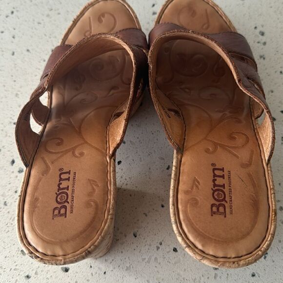 Born Women's Brown Leather Slip On Open Toe Sandals Block Heels Platform Size 9 - Picture 9 of 12